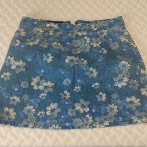 Cider Dresses & Skirts - Woman's size S skort